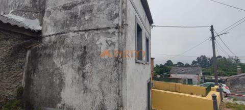 Casa para reforma integral en zona Faísca (Narón)