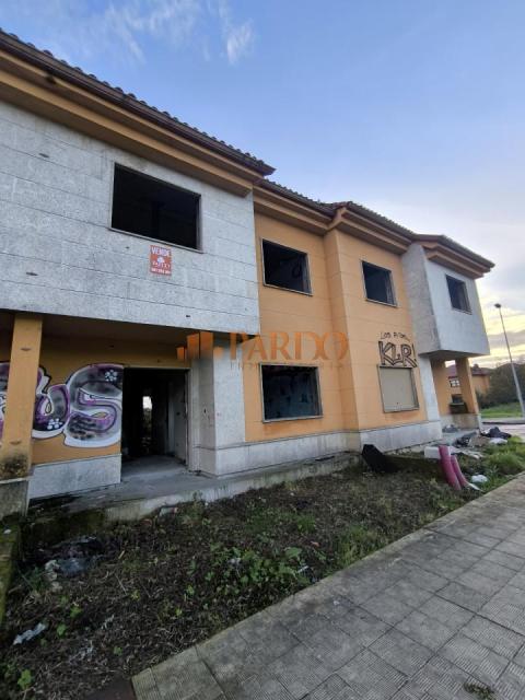 Chalets adosados en Urbanización Jardín (Ferrol)