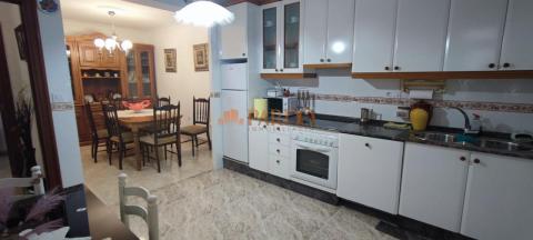 Piso para alquilar en Narón con 2 habitaciones, 1 baño y ascensor