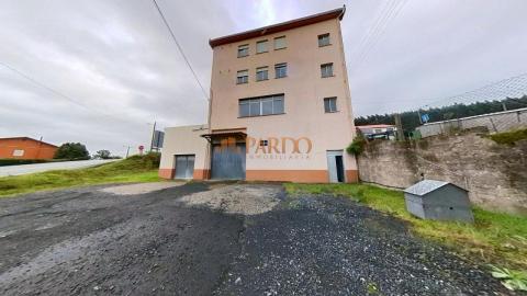 Edificio completo en zona Vilar do Colo (Fene)