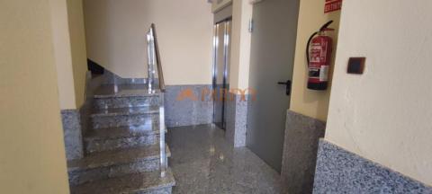 PISO CON ASCENSOR Y GARAJE EN SANTA CECILIA