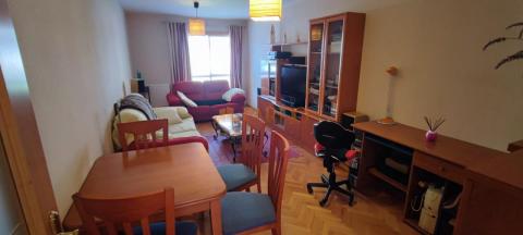 Piso planta baja en urbanización en Ares