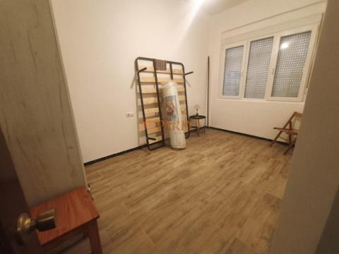 Piso bajo en alquiler en zona Santa Cecilia